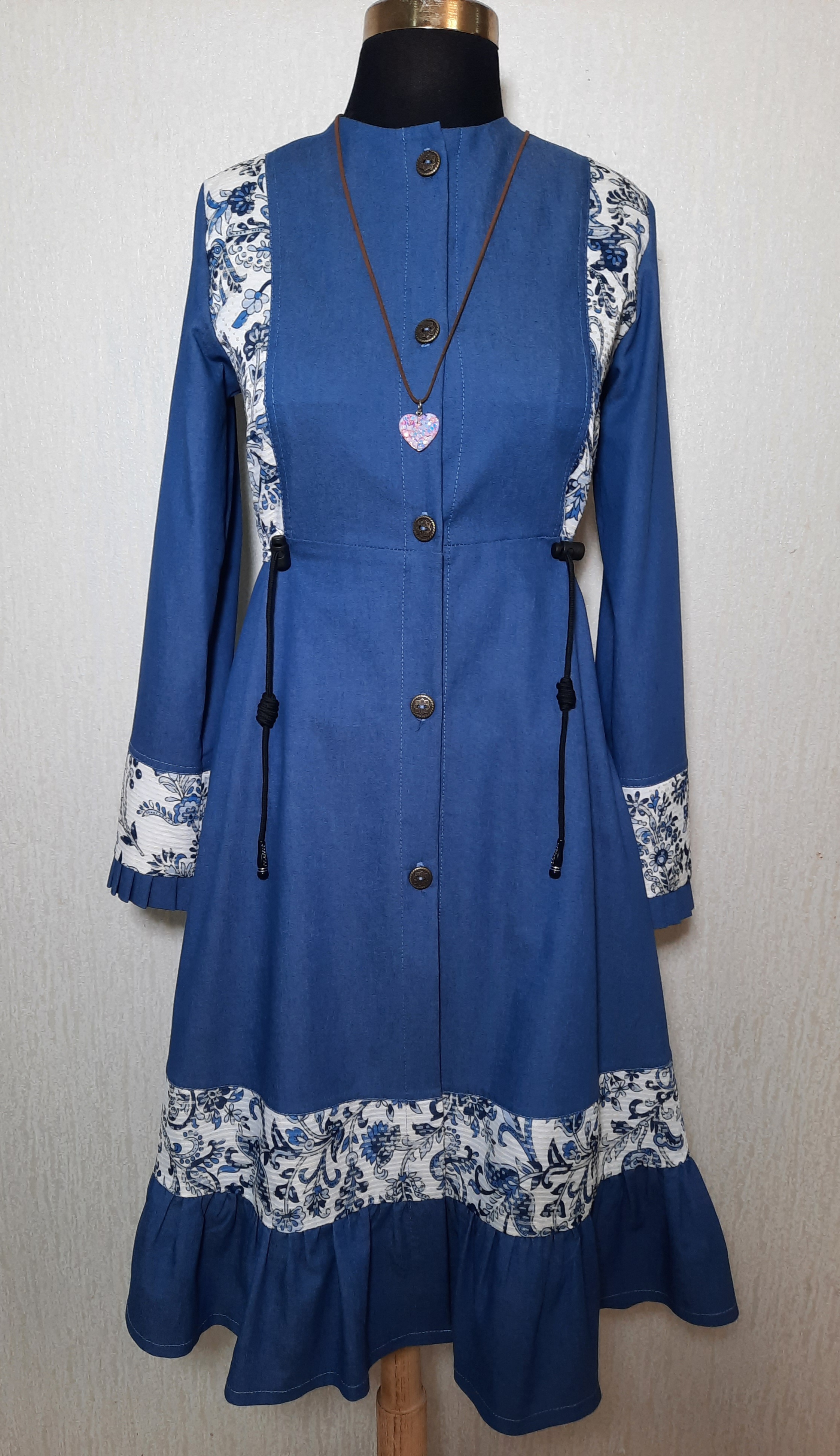 مانتو جین کاغذی دخترانه مهمیس، مدل" نیلا "